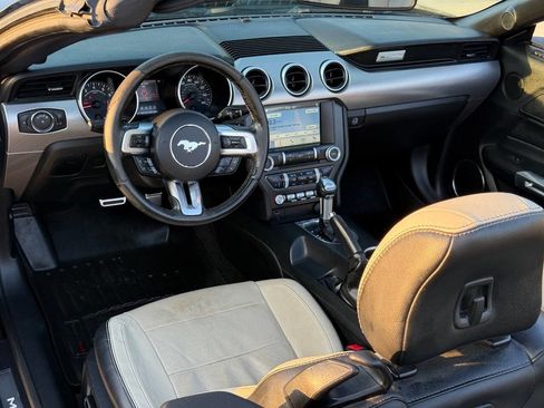Used 2018 Ford Mustang Premium RWD image 10