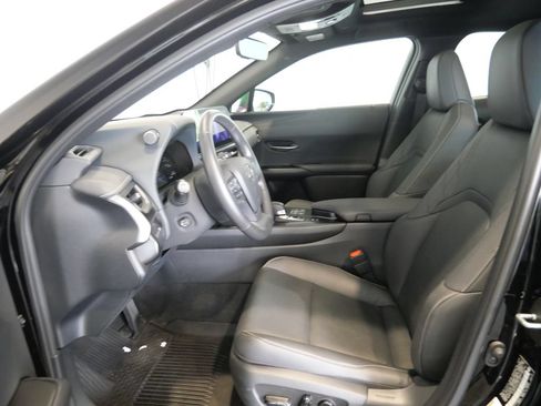 Used 2025 Lexus UX 300h AWD w/ Cold Area Package image 15