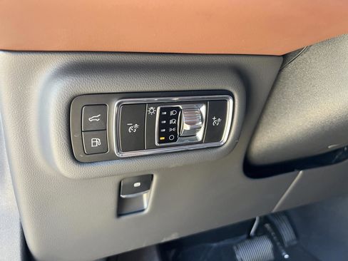 New 2026 Lincoln Nautilus Reserve image 6