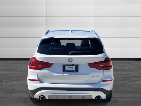 Used 2020 BMW X3 xDrive30e image 4