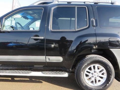 Used 2015 Nissan Xterra S w/ Value Package image 28