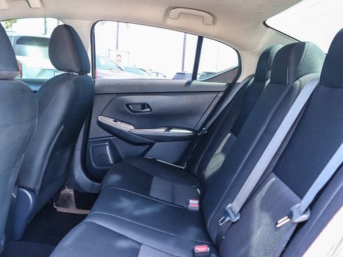 Used 2024 Nissan Sentra SV FWD image 21