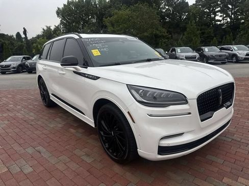 Used 2023 Lincoln Aviator Reserve w/ Jet Package RWD image 19