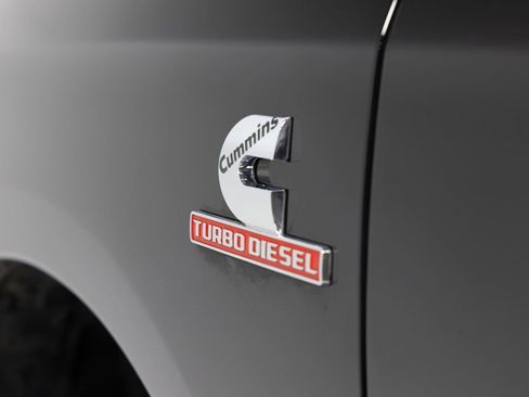 Used 2024 RAM 2500 Laramie image 27