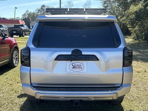 Used 2021 Toyota 4Runner TRD Off-Road Premium image 4