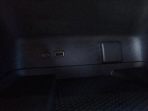 New 2026 Chevrolet Traverse RS image 21