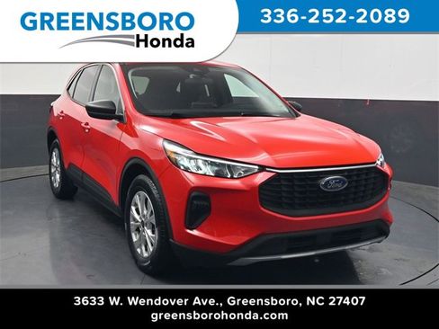 Used 2024 Ford Escape Active w/ Cold Weather Package image 1