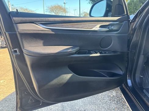 Used 2018 BMW X5 xDrive35i image 19