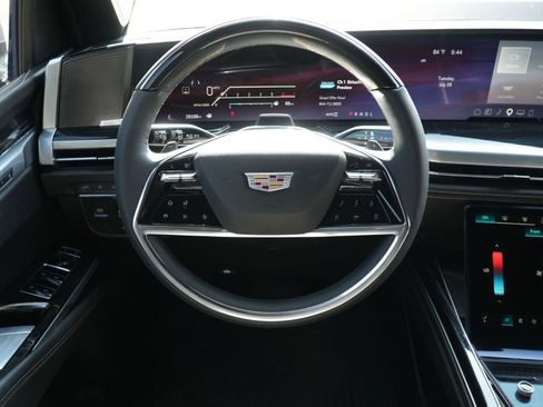Used 2025 Cadillac Escalade Sport w/ Touring Package AWD/4WD image 26