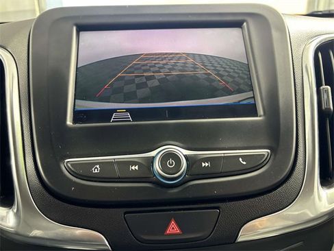 Used 2021 Chevrolet Equinox LS w/ LS Convenience Package image 33