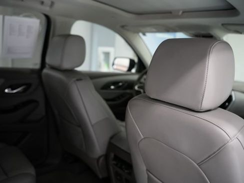Used 2018 Chevrolet Traverse Premier w/ Driver Confidence II Package image 21