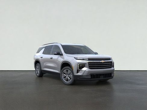 New 2026 Chevrolet Traverse LT AWD/4WD image 1