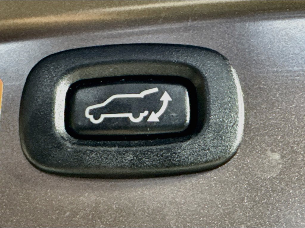 Used 2016 Mitsubishi Outlander AWD image 32