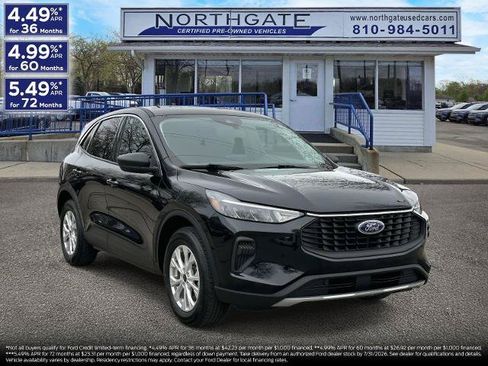 Certified 2023 Ford Escape Active AWD/4WD image 1