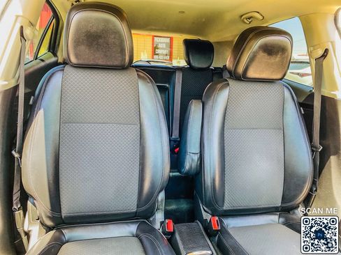Used 2018 Buick Encore Sport Touring AWD/4WD image 31