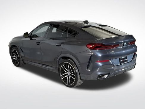 Used 2022 BMW X6 xDrive40i w/ M Sport Package image 7