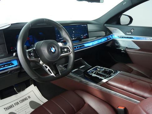 Certified 2023 BMW 760i xDrive image 13