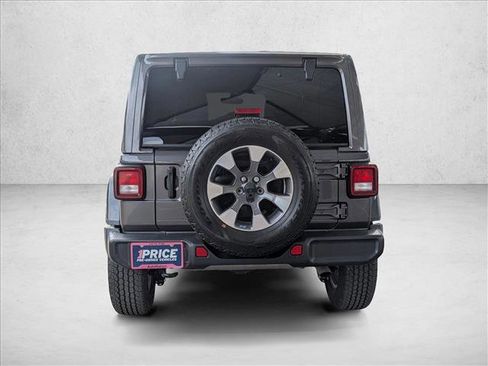 Used 2021 Jeep Wrangler Unlimited Sahara w/ Uconnect 4C Nav & Sound Group AWD/4WD image 6