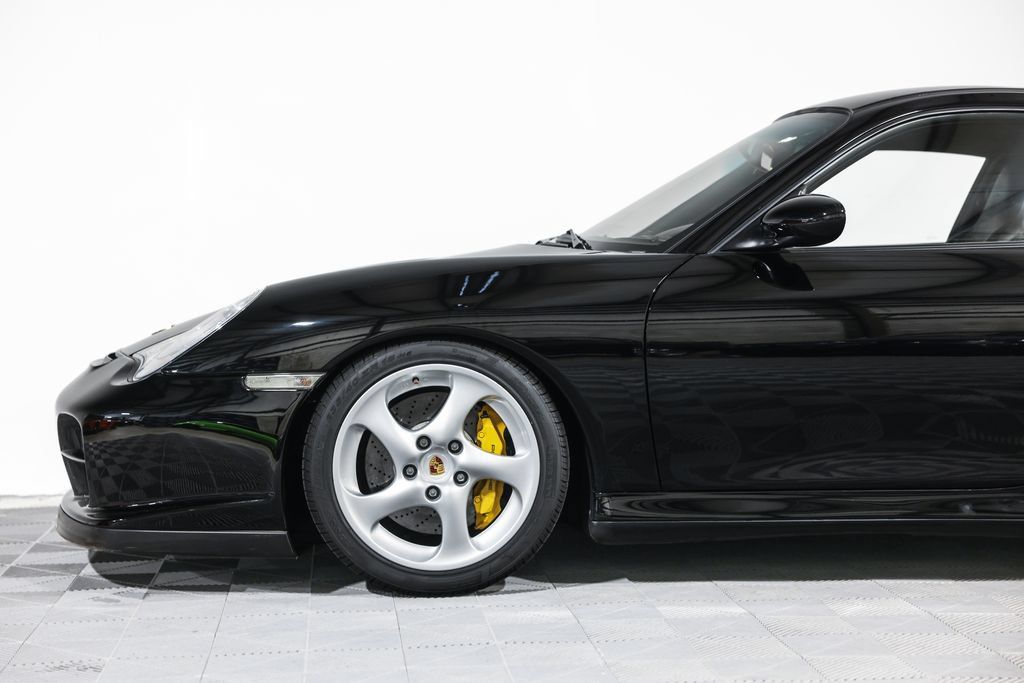 Used 2003 Porsche 911 GT2 RWD image 11