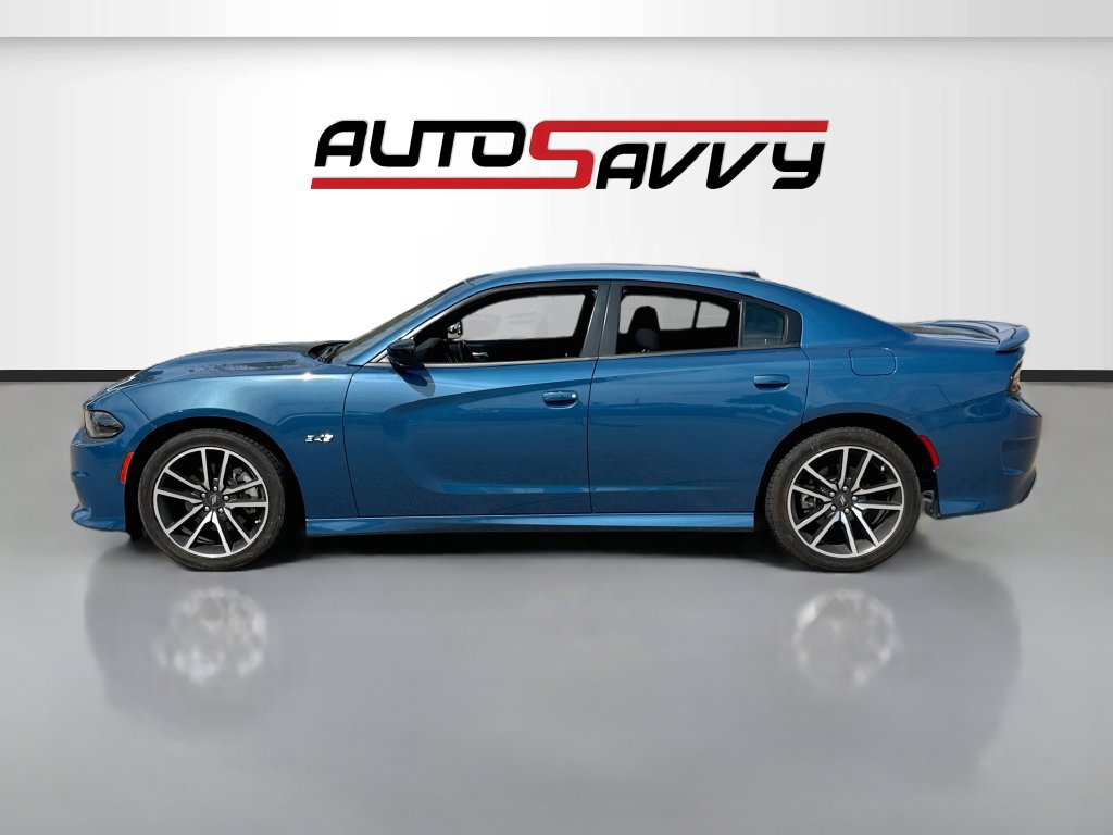 Used 2023 Dodge Charger R/T w/ Cold Weather Package RWD image 4