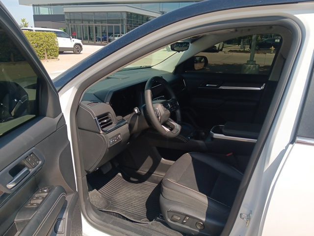 Used 2026 GMC Terrain Denali w/ LPO, Floor Liner Package AWD/4WD image 8