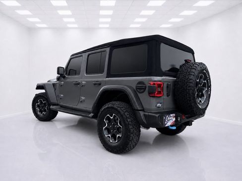 Used 2023 Jeep Wrangler Unlimited Rubicon 4xe w/ Cold Weather Group AWD/4WD image 8