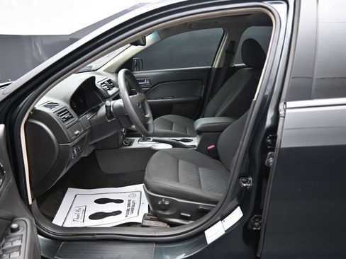 Used 2010 Ford Fusion SE FWD image 9