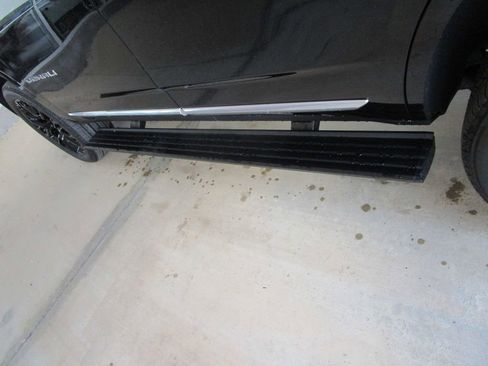 New 2026 GMC Yukon Denali w/ Denali Reserve Package image 16