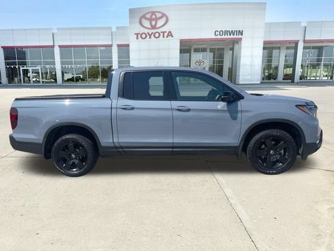 Used 2024 Honda Ridgeline Black Edition image 6