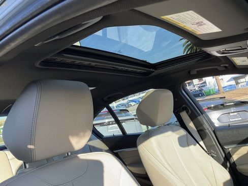 Used 2017 BMW 330e image 58