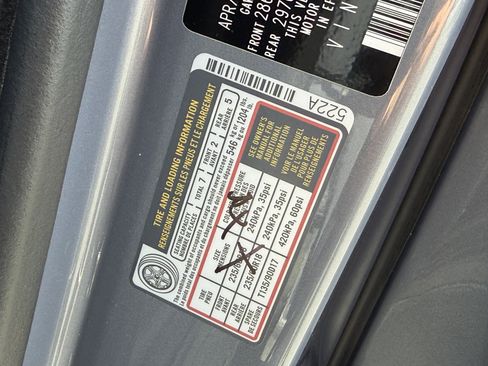 Certified 2022 Kia Sorento S w/ Panoramic Sunroof Package FWD image 32