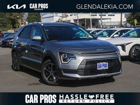 New 2026 Kia Niro EX image 1