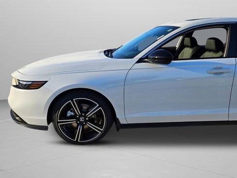 New 2025 Honda Accord Sport image 30