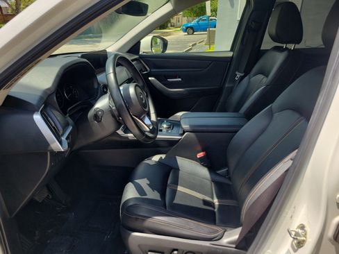 Used 2024 MAZDA CX-90 3.3 Turbo w/ Select Package AWD/4WD image 17
