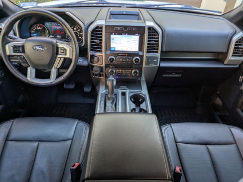 Used 2018 Ford F150 Lariat w/ Equipment Group 502A Luxury image 13