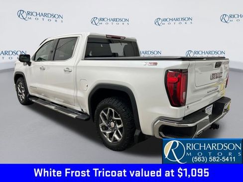 Certified 2022 GMC Sierra 1500 SLT w/ SLT Premium Package image 3