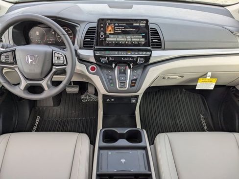 New 2026 Honda Odyssey EX-L image 15