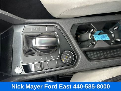 Used 2020 Volkswagen Tiguan SE w/ Panoramic Sunroof Package image 32