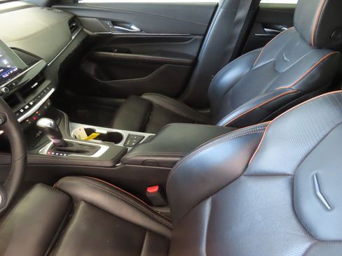 Used 2022 Cadillac CT4 Sport w/ Climate Package RWD image 21