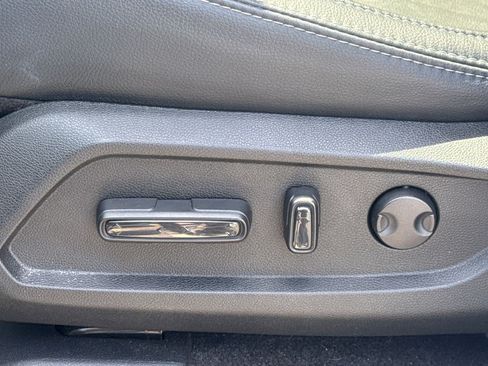Certified 2024 Honda Pilot Touring image 25