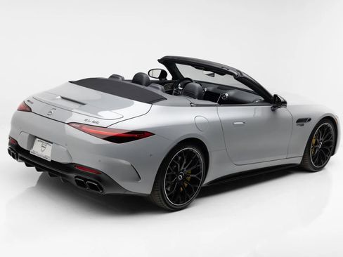Used 2022 Mercedes-Benz SL 55 AMG 4MATIC image 2