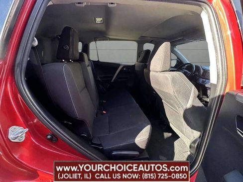 Used 2016 Toyota RAV4 XLE image 16