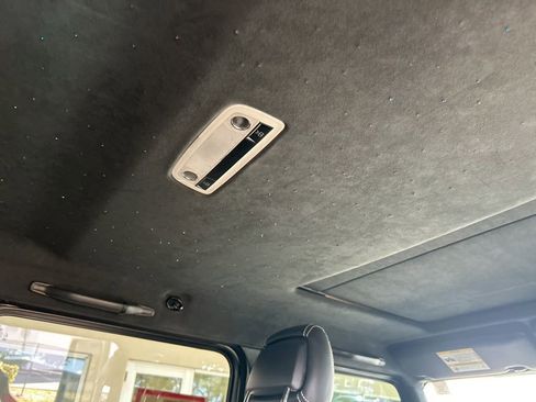 Used 2017 Mercedes-Benz G 550 Squared image 37