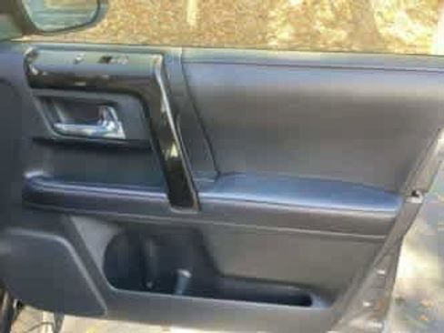 Used 2018 Toyota 4Runner TRD Off-Road Premium image 18