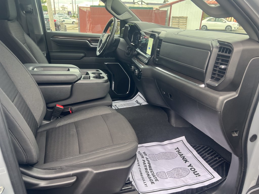 Used 2024 Chevrolet Silverado 1500 LT AWD/4WD image 26