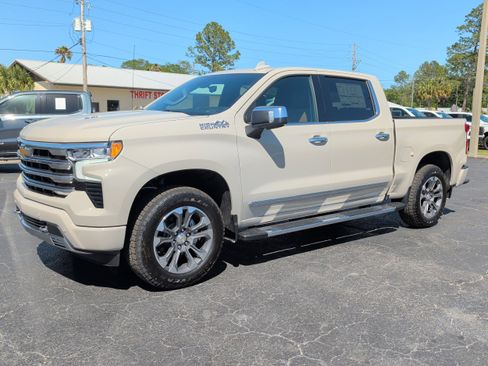 New 2026 Chevrolet Silverado 1500 High Country w/ Technology Package AWD/4WD image 8