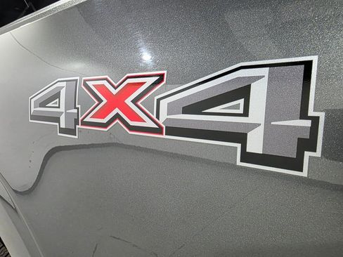 Used 2022 Ford F150 XLT image 31