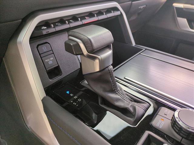 Used 2025 Toyota Tundra Platinum AWD/4WD image 13