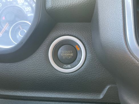 Used 2019 RAM 1500 Big Horn image 28