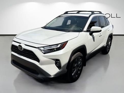 Used 2025 Toyota RAV4 XLE Premium FWD image 7